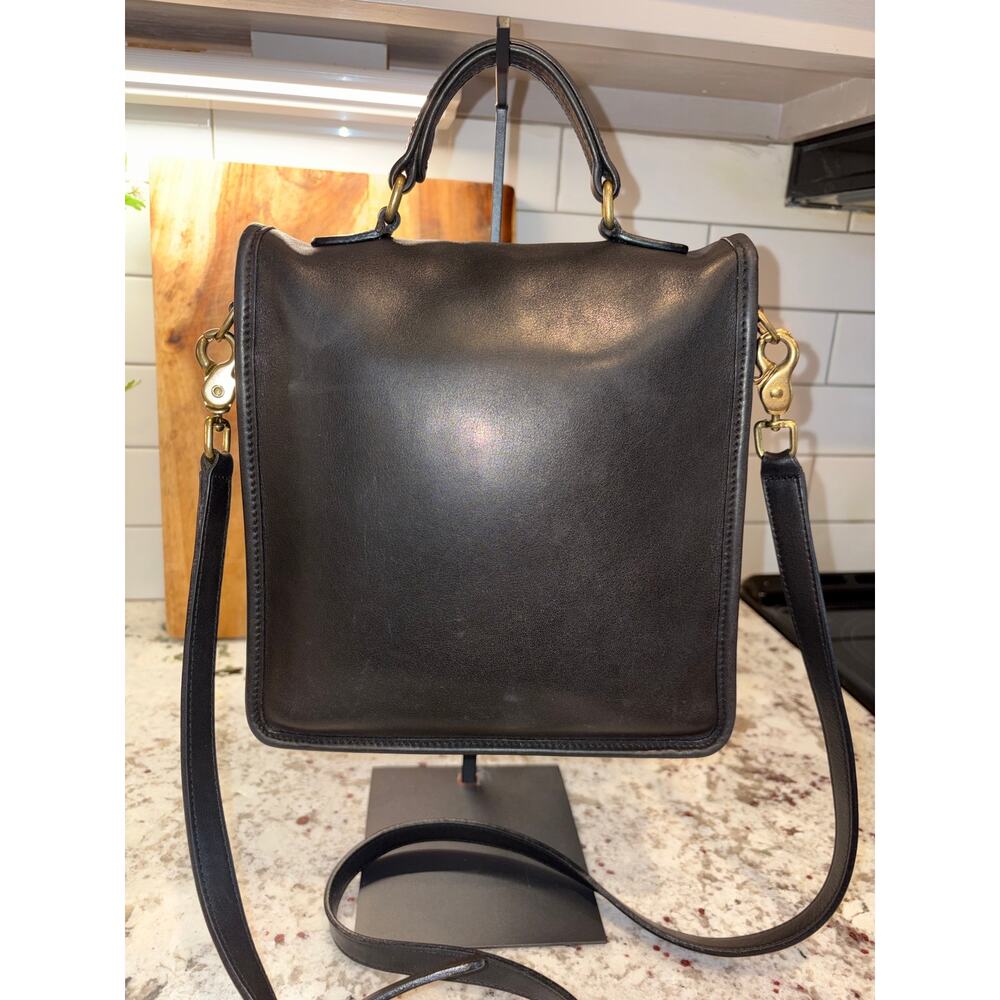 Vintage Coach Station Bag 5130 Black Leather Cleaned & Conditioned - Picture 5 of 8